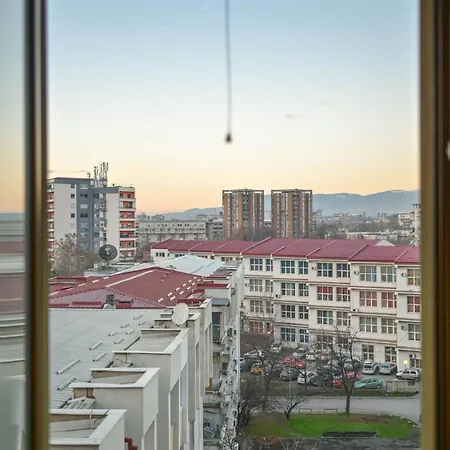 Apartman Elena - Center Oasis Modern Elegance In *